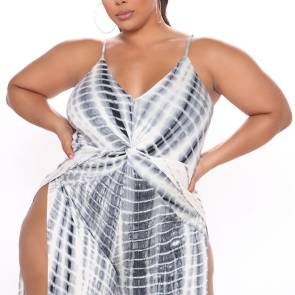 Fashion Nova Black and White Tie-Dye Jumpsuit with Wide-Leg Design